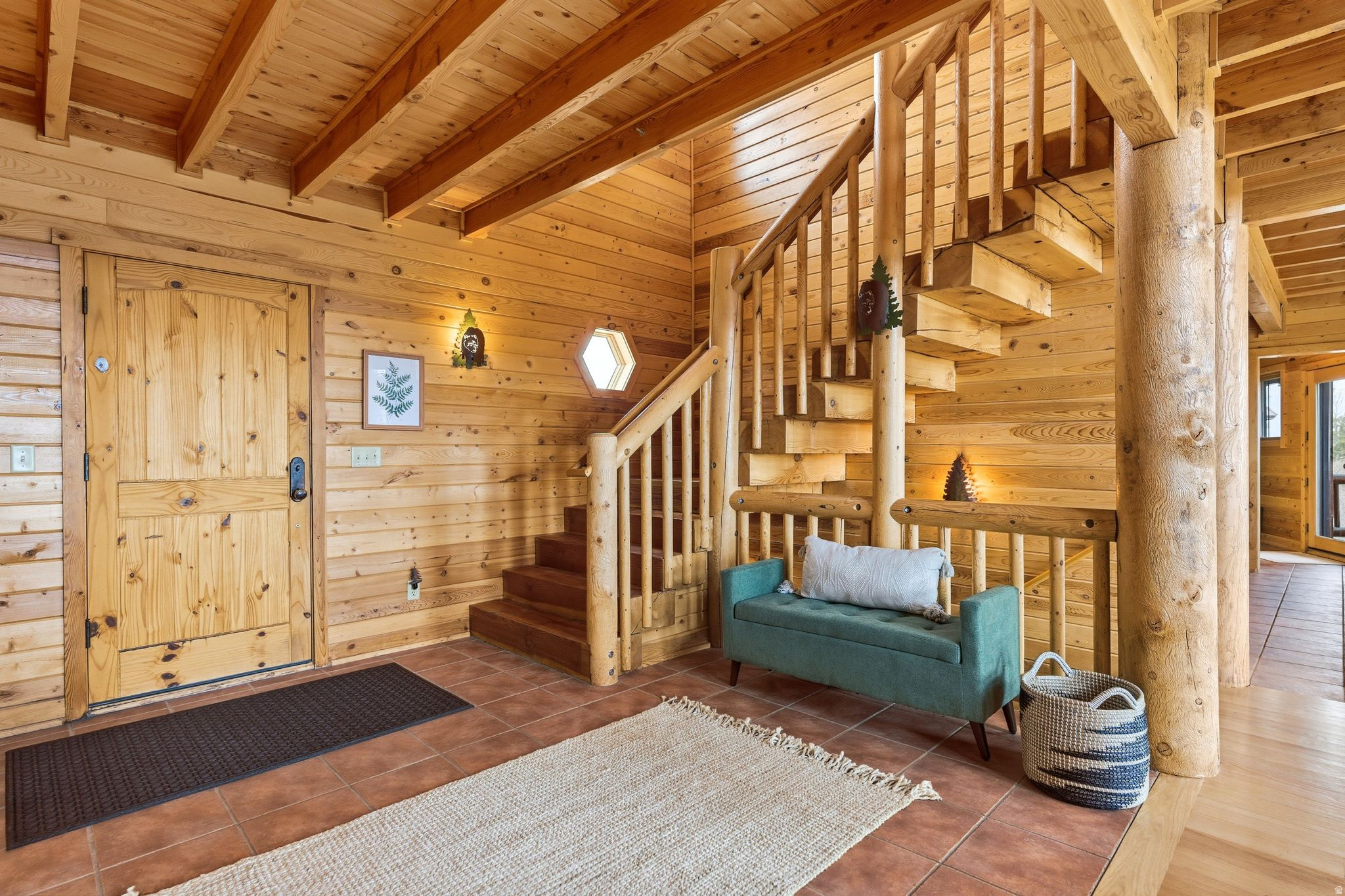 FOREST MEADOW RANCH - Residential