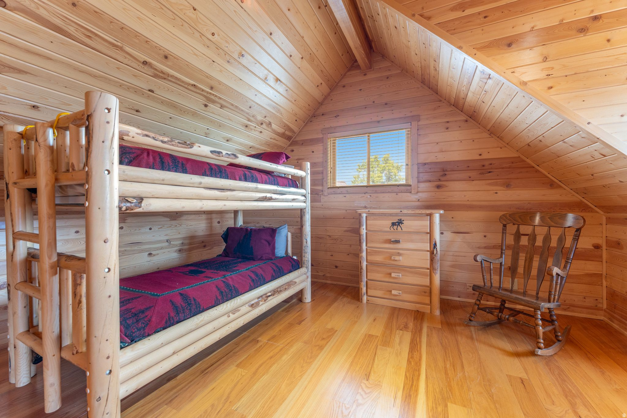 FOREST MEADOW RANCH - Residential