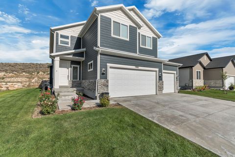 Photo of 7982 N BRISTLECONE RD, Eagle Mountain, UT 84005 (MLS # 2142377)