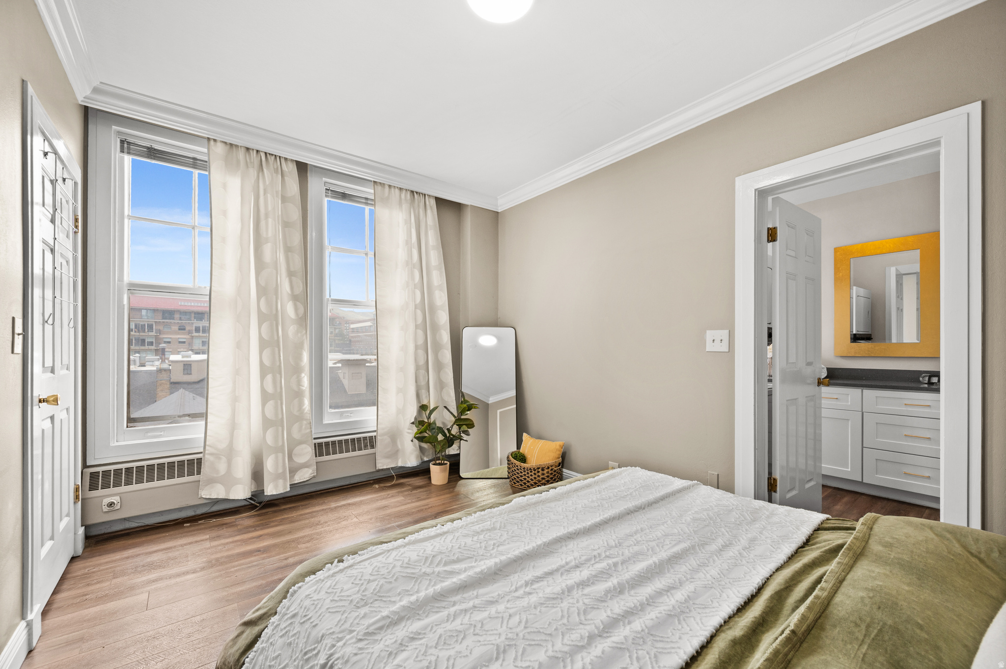 BELVEDERE CONDM - Residential