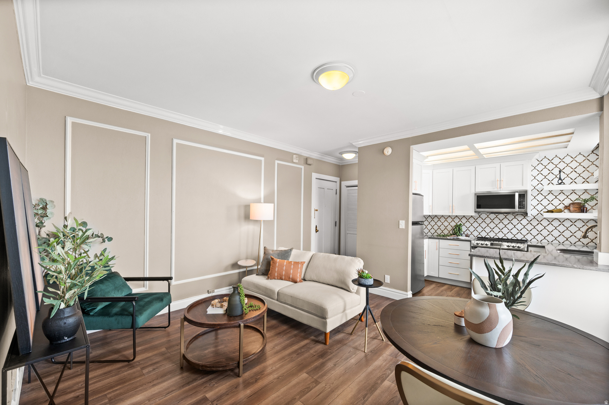 BELVEDERE CONDM - Residential