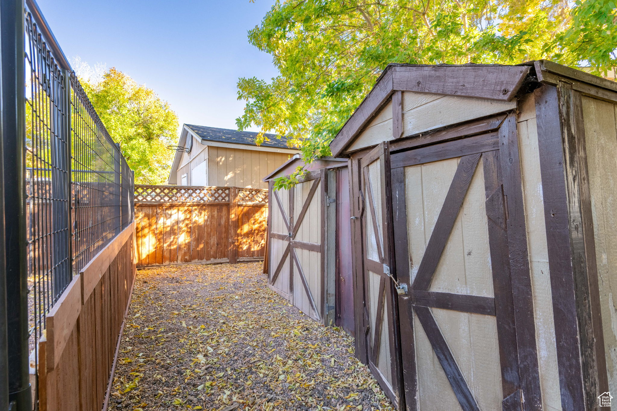 BROOKHAVEN ESTATES - Residential