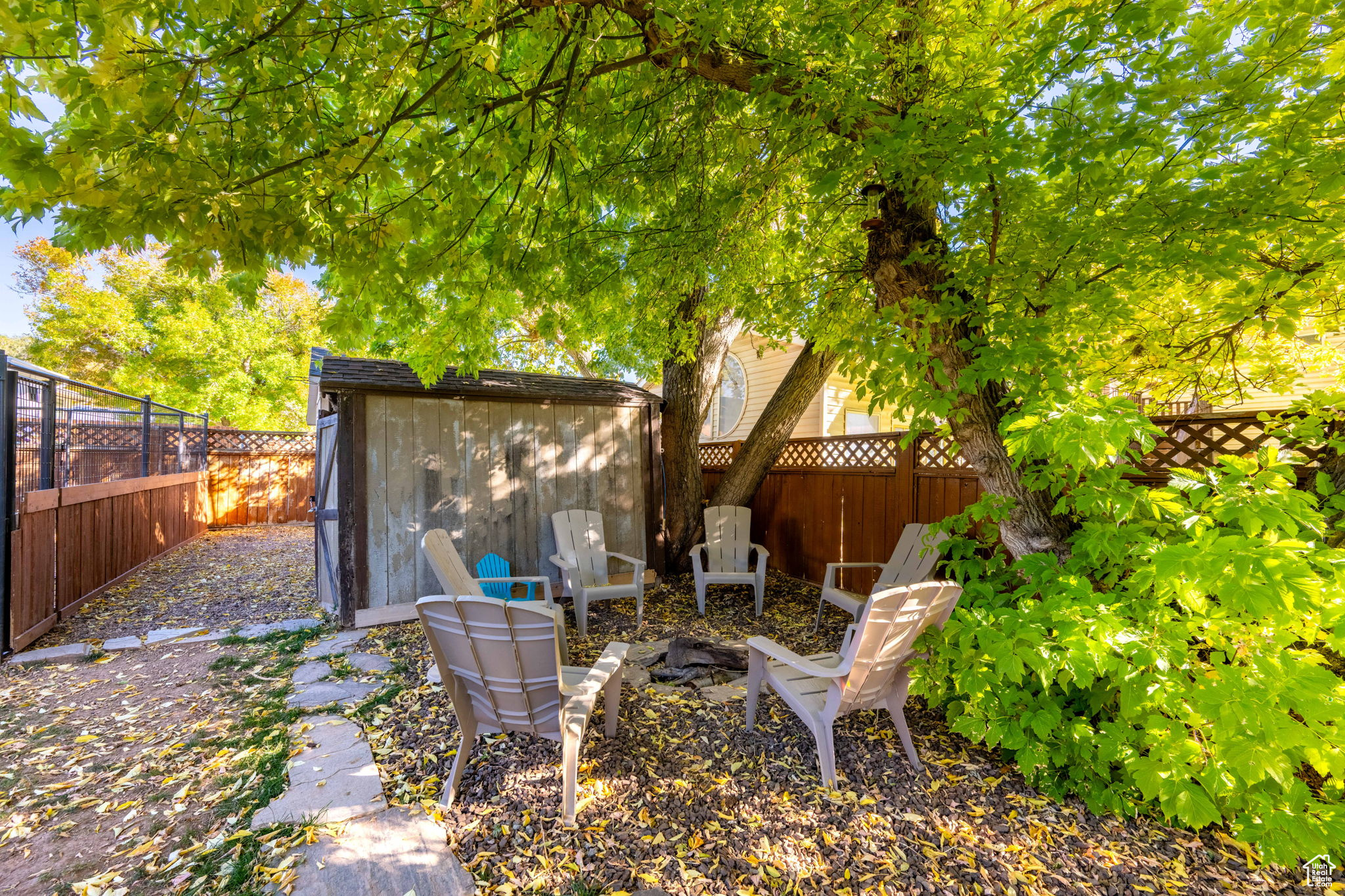 BROOKHAVEN ESTATES - Residential