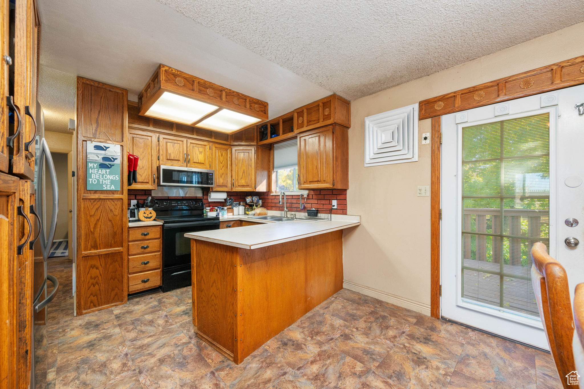 BROOKHAVEN ESTATES - Residential