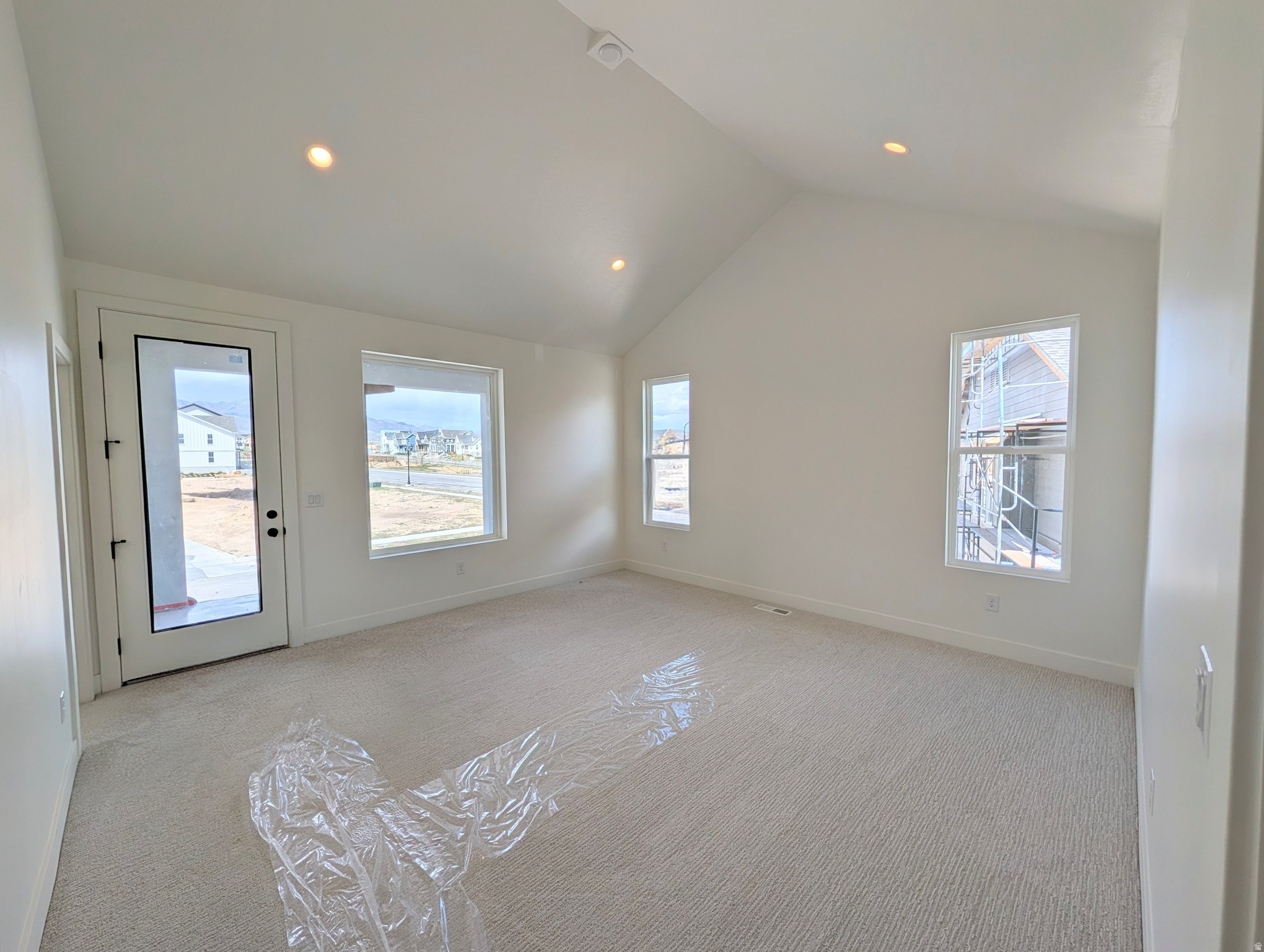 DAYBREAK - Residential