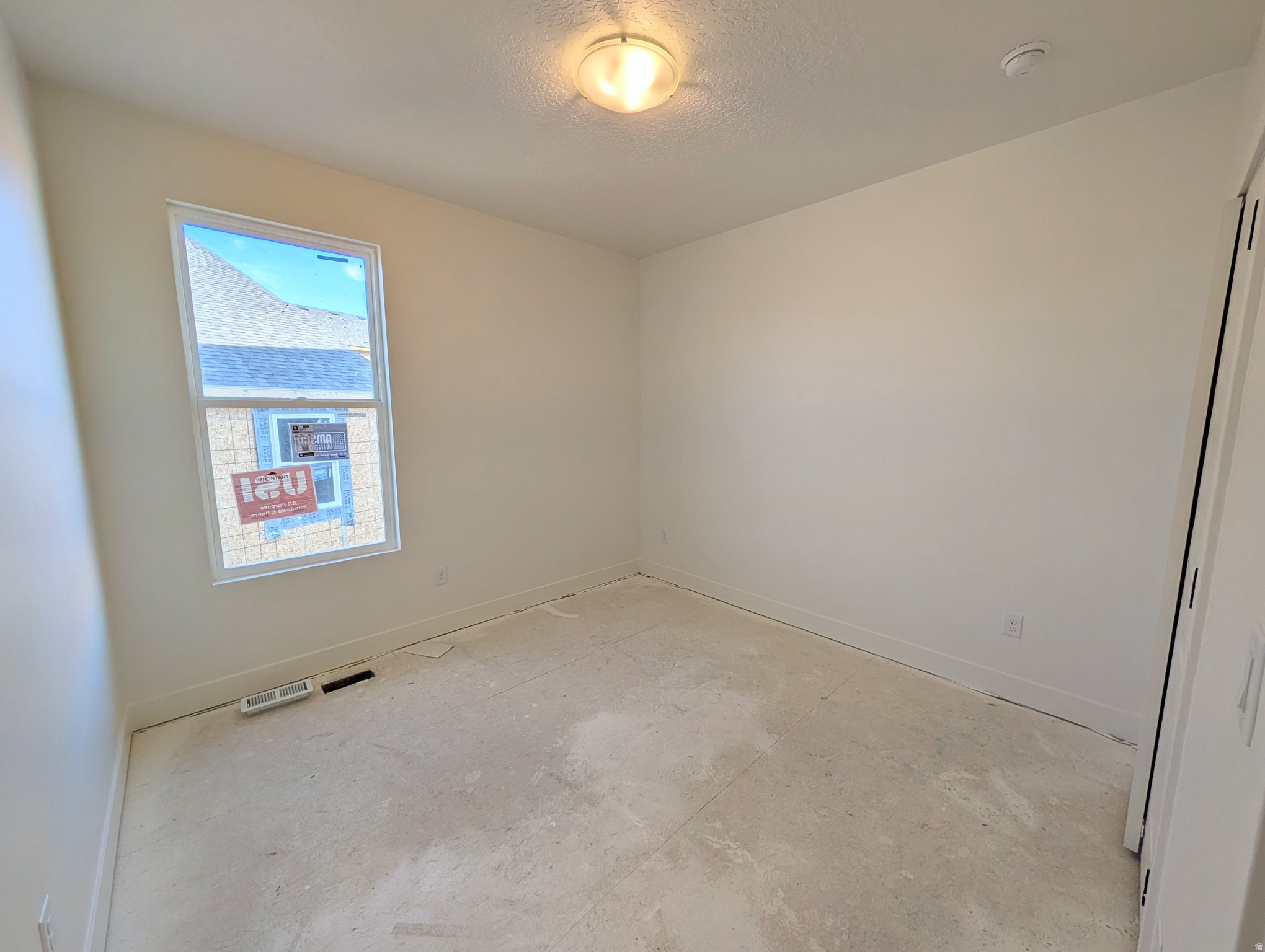 DAYBREAK - Residential