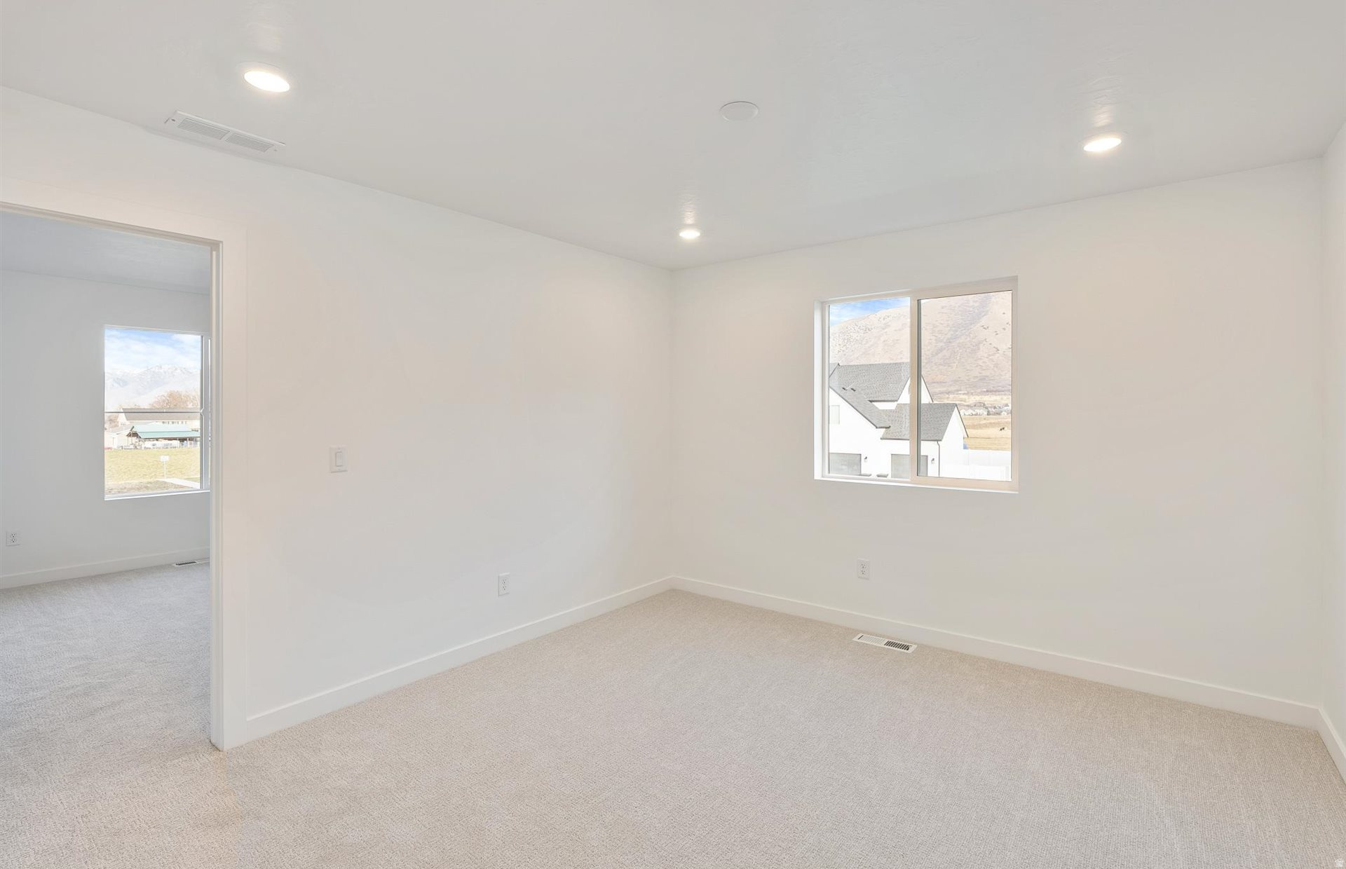 VALLEY VIEW - Residential