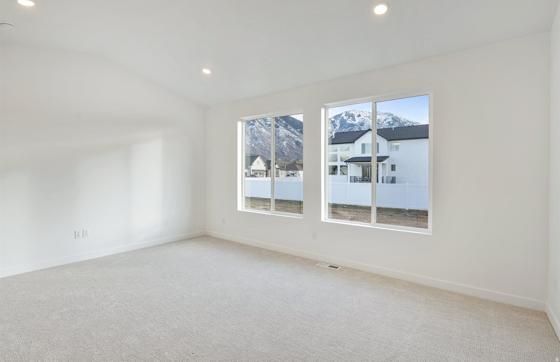 VALLEY VIEW - Residential