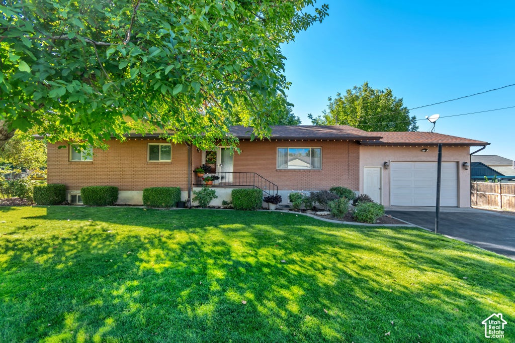 Photo of 432 S 600 E, Payson, UT 84651 (MLS # 2189031)