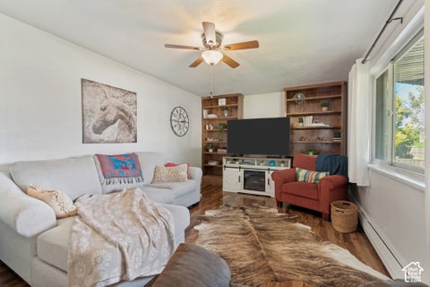 Tiny photo for 432 S 600 E, Payson, UT 84651 (MLS # 2189031)