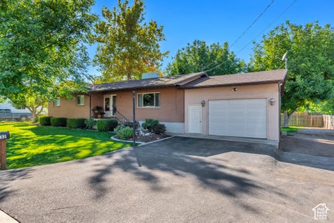 Tiny photo for 432 S 600 E, Payson, UT 84651 (MLS # 2189031)