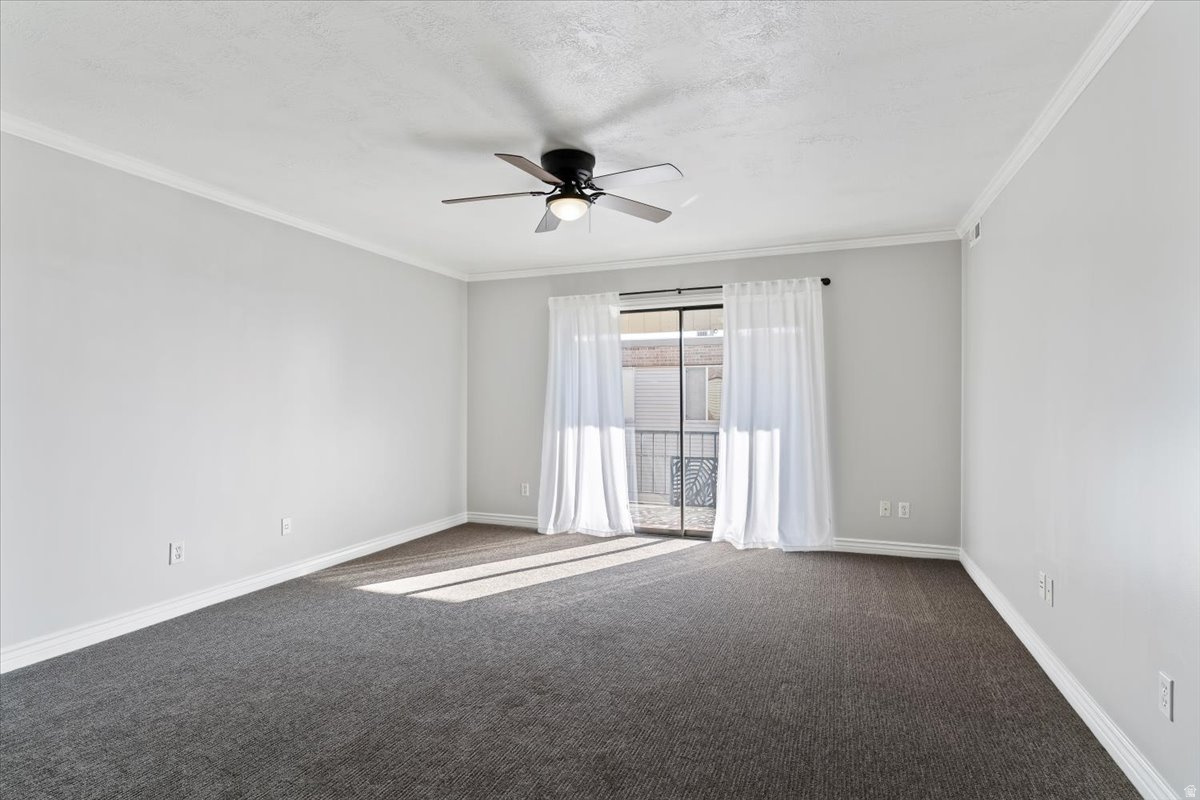 THE BOUNTIFUL MANOR - Residential