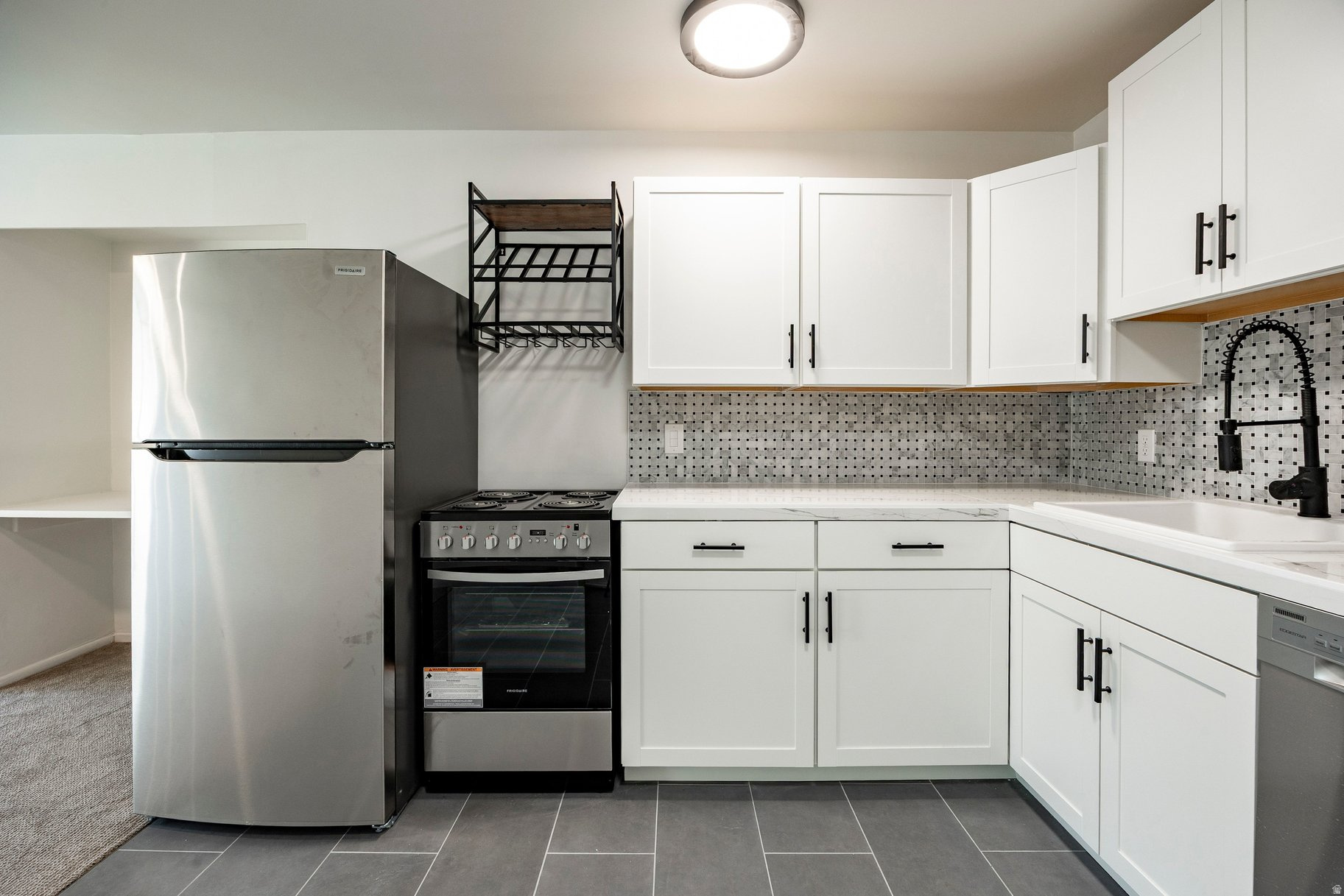 PARTRIDGE PLACE CONDM - Residential