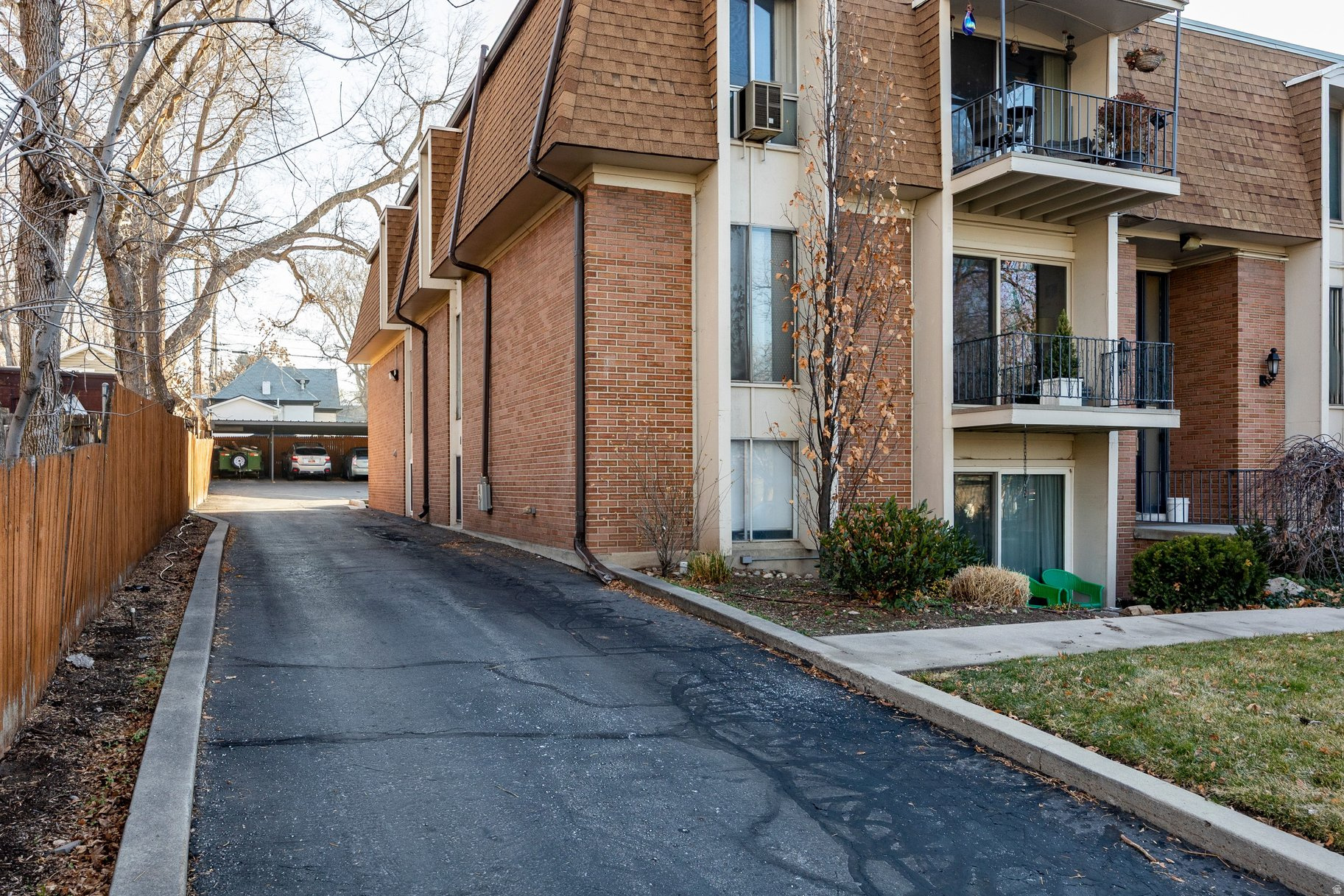 PARTRIDGE PLACE CONDM - Residential