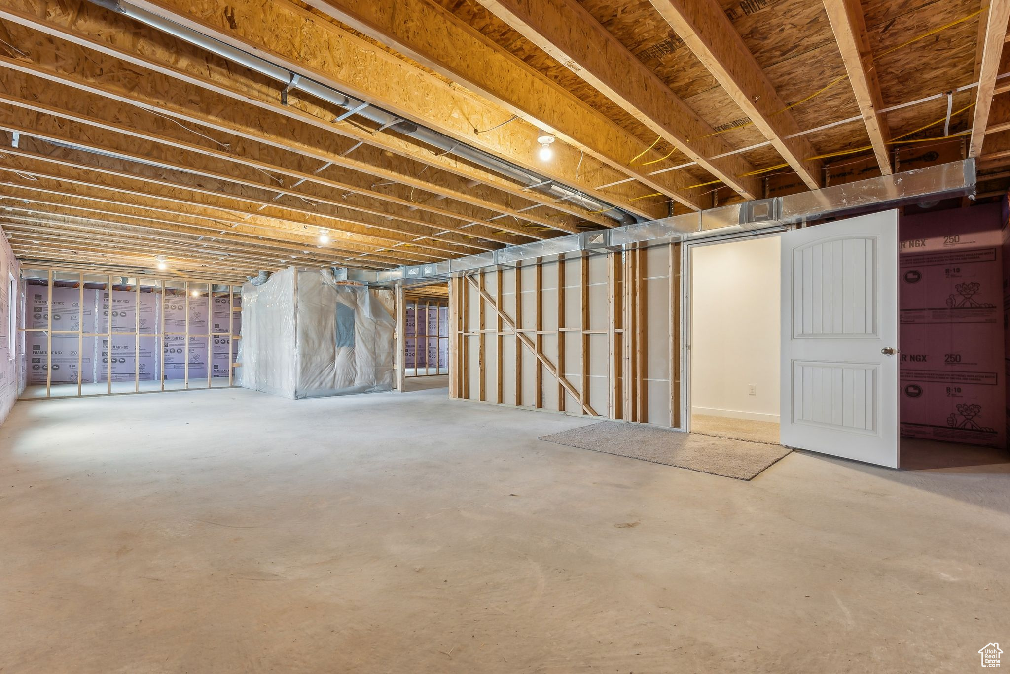 Syracuse, Utah 84075, United States, 3 Bedrooms Bedrooms, ,2 BathroomsBathrooms,Residential,Active,18406