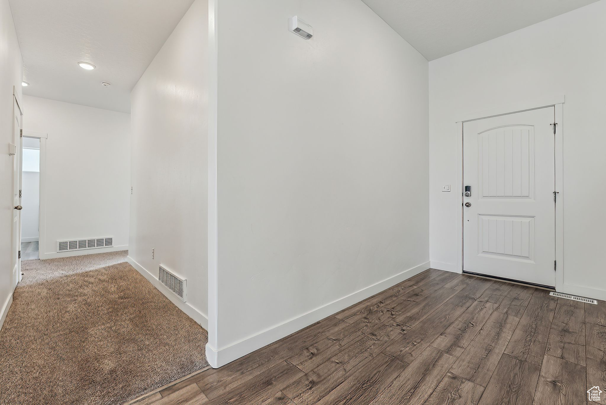 Syracuse, Utah 84075, United States, 3 Bedrooms Bedrooms, ,2 BathroomsBathrooms,Residential,Active,18406