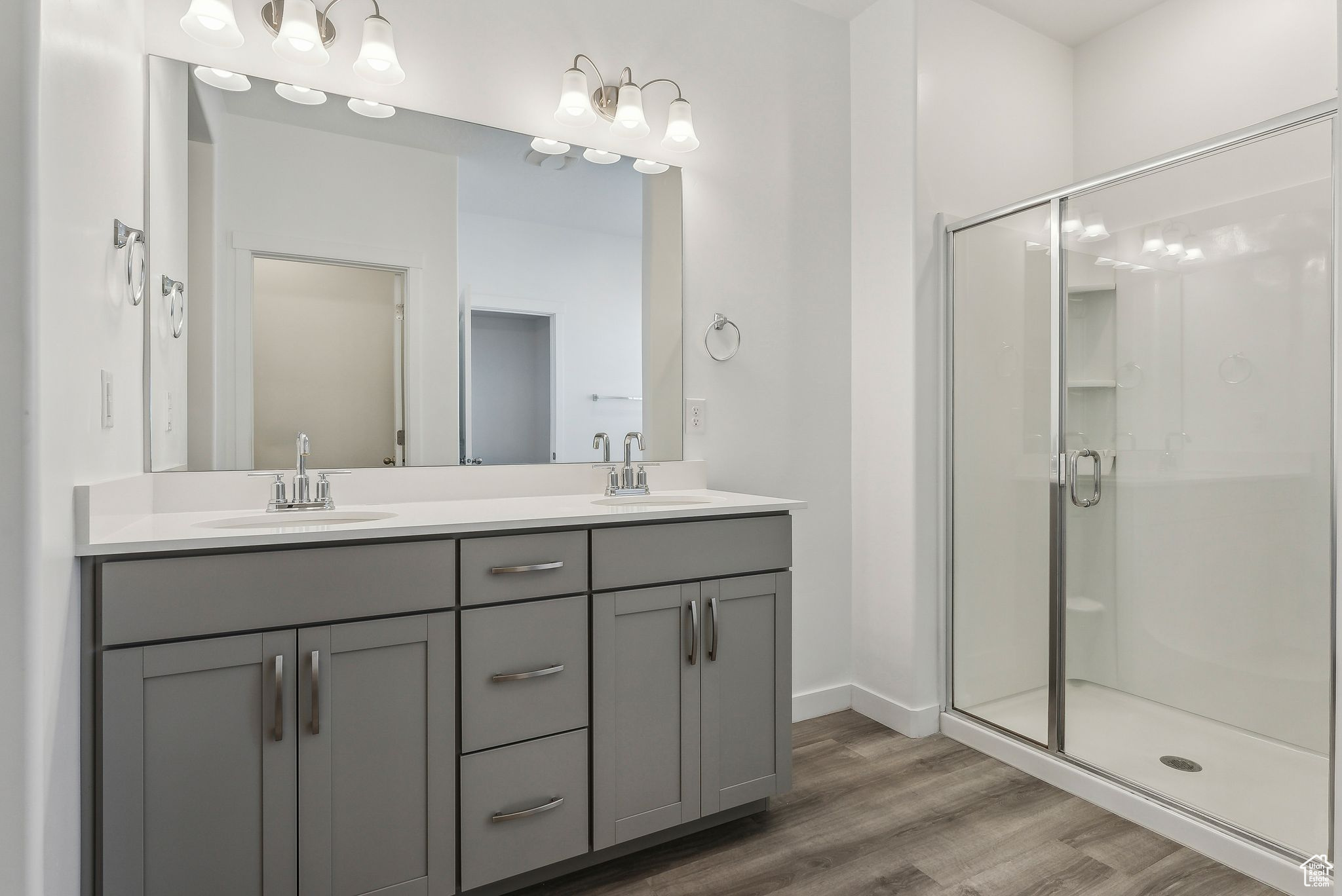 Syracuse, Utah 84075, United States, 3 Bedrooms Bedrooms, ,2 BathroomsBathrooms,Residential,Active,18406