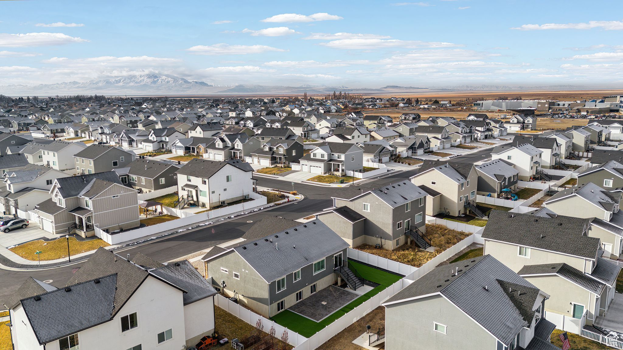 Syracuse, Utah 84075, United States, 3 Bedrooms Bedrooms, ,2 BathroomsBathrooms,Residential,Active,18406