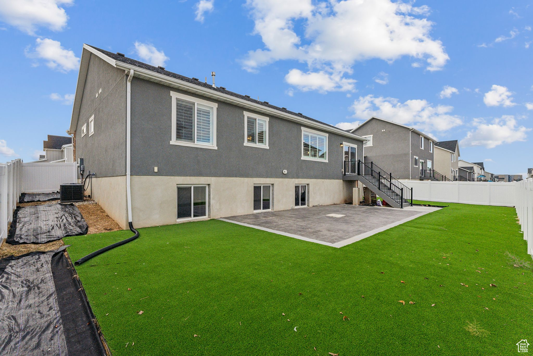 Syracuse, Utah 84075, United States, 3 Bedrooms Bedrooms, ,2 BathroomsBathrooms,Residential,Active,18406