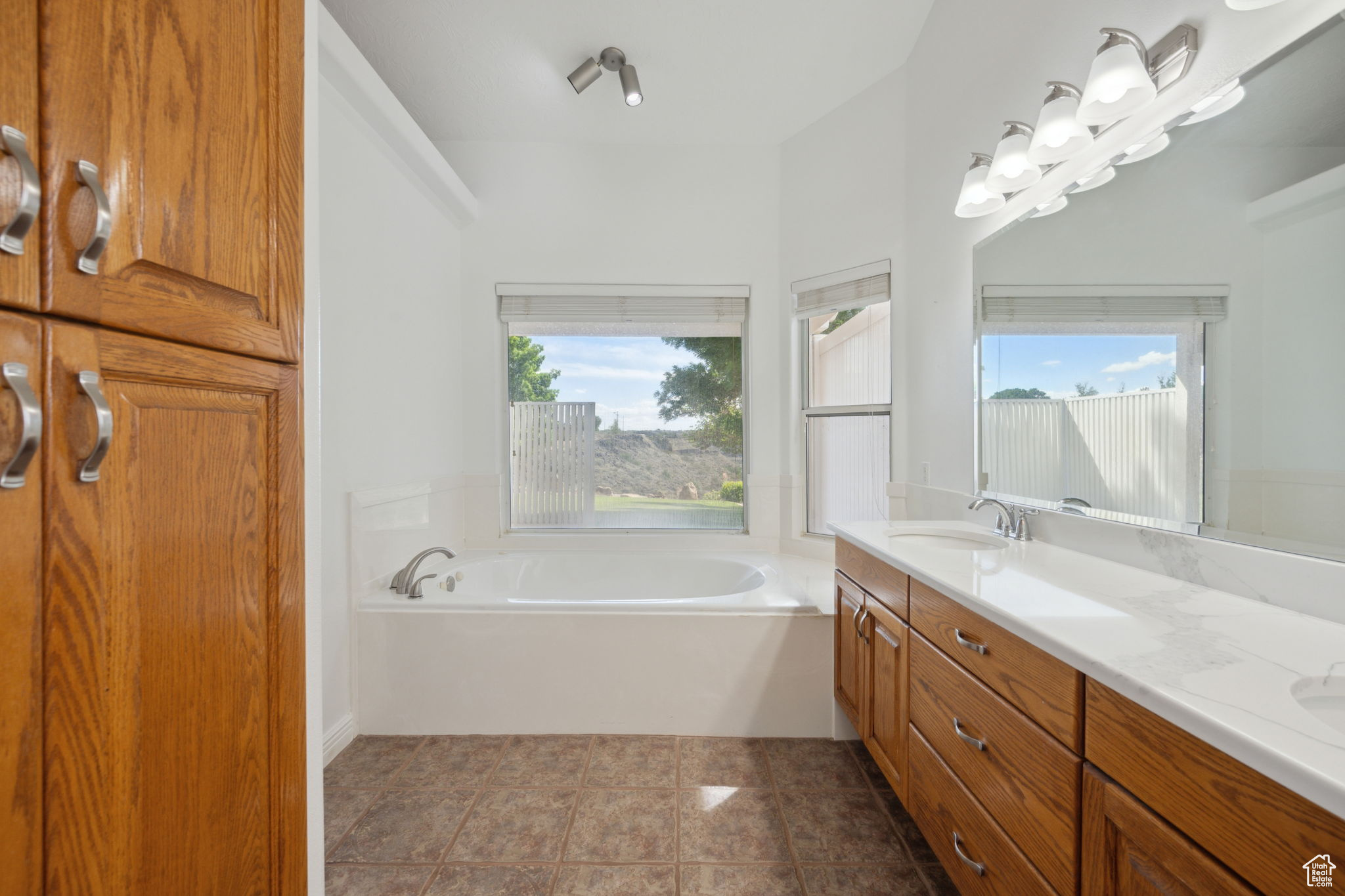 615 N 380, La Verkin, Utah image 17