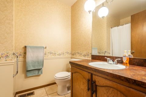 Tiny photo for 1590 E SPRING RUN DR, Holladay, UT 84117 (MLS # 2125680)