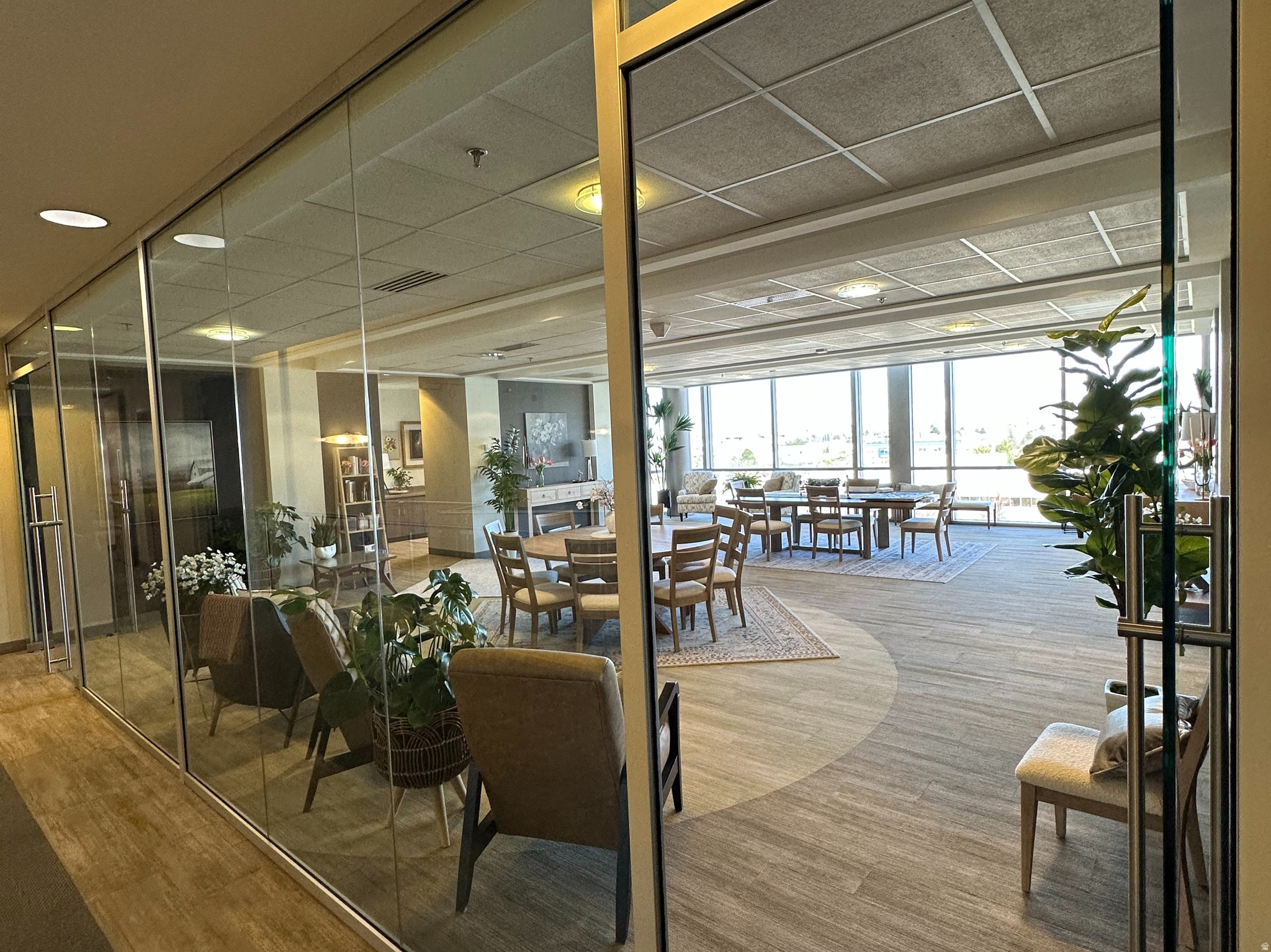 NOVELL BUSINESS PARK PUD - Commercial Lease