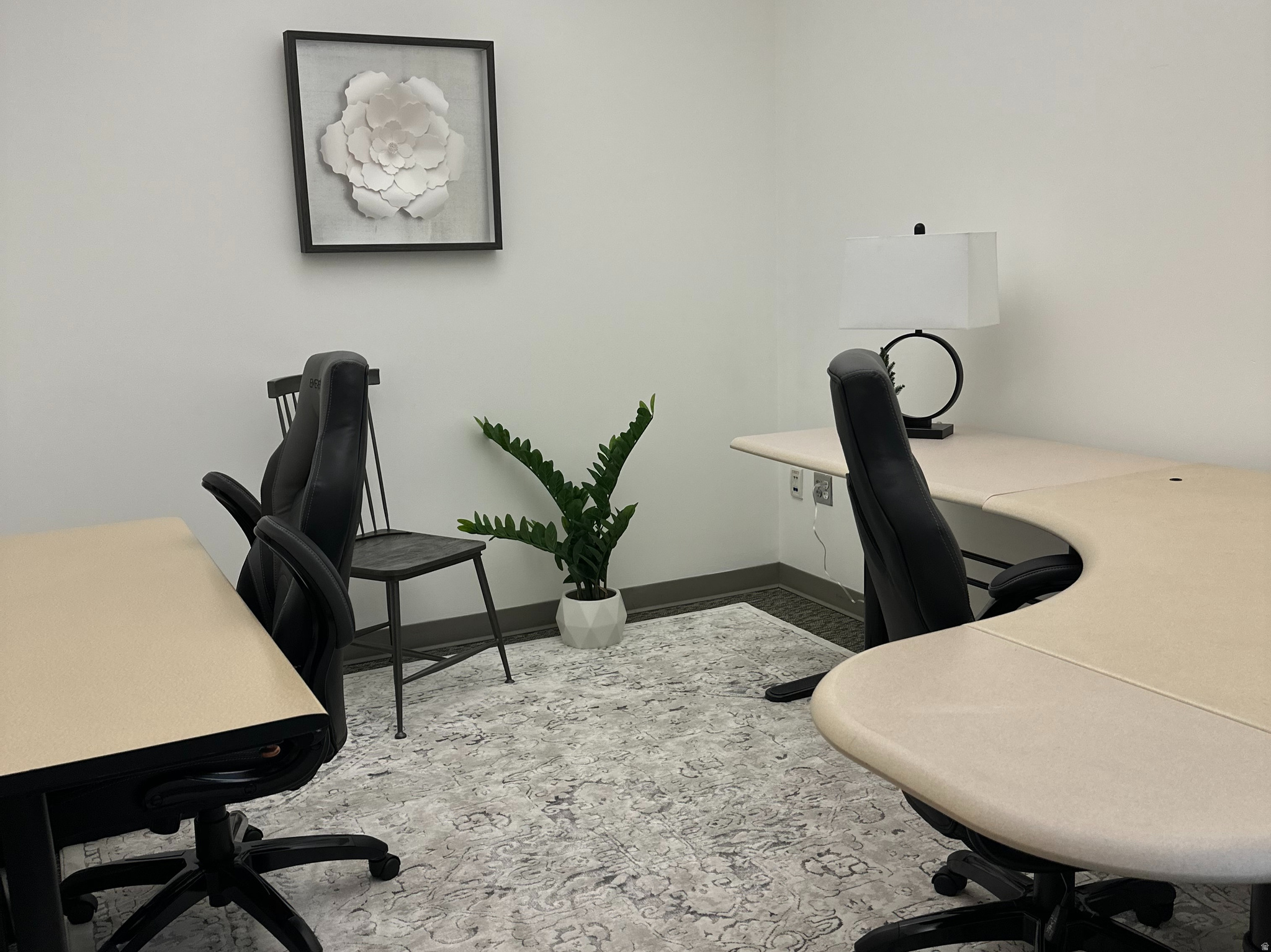 NOVELL BUSINESS PARK PUD - Commercial Lease