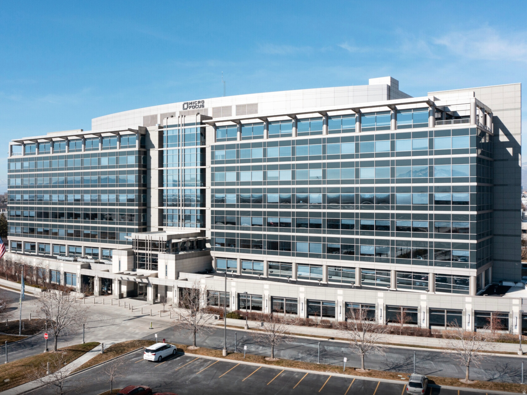 NOVELL BUSINESS PARK PUD - Commercial Lease