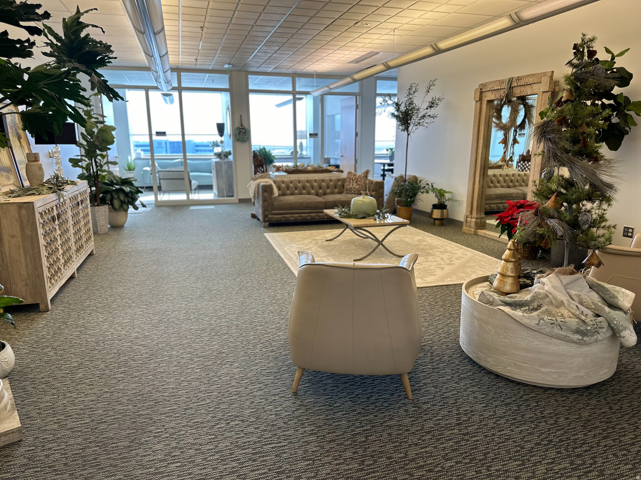 NOVELL BUSINESS PARK PUD - Commercial Lease