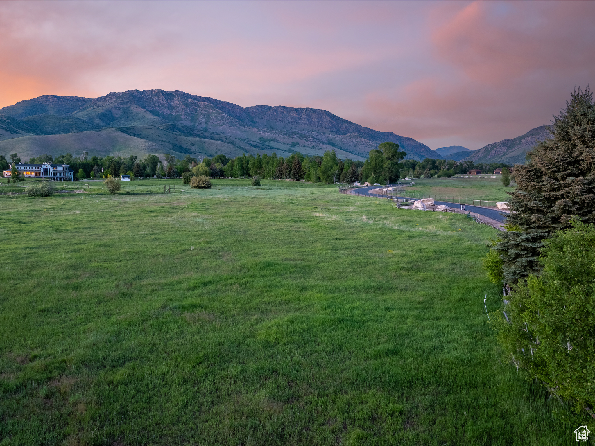 RIVER RANCH - Land