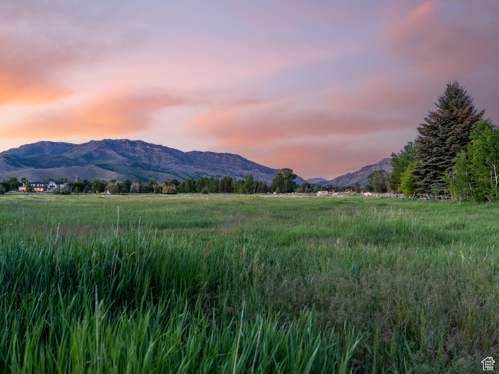 RIVER RANCH - Land