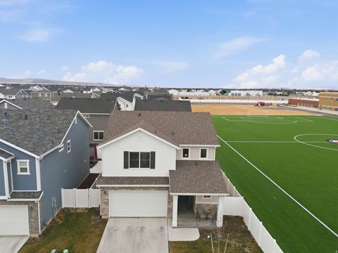 Tiny photo for 2126 W LYDIA LN, Syracuse, UT 84075 (MLS # 2137876)