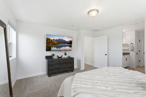 Tiny photo for 2126 W LYDIA LN, Syracuse, UT 84075 (MLS # 2137876)