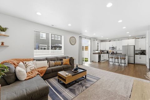 Tiny photo for 2126 W LYDIA LN, Syracuse, UT 84075 (MLS # 2137876)