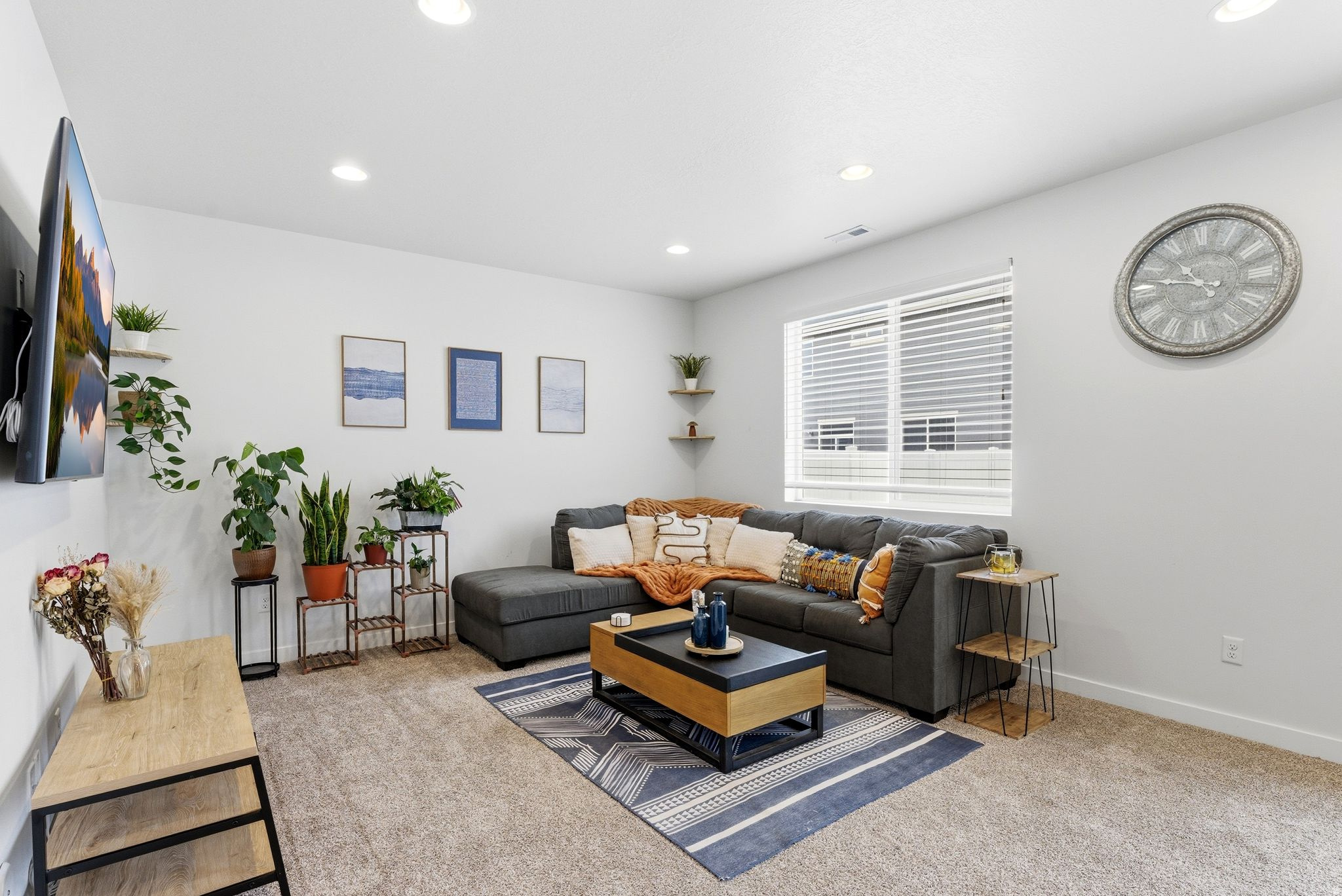 STILL WATER SOLITUDE - Residential