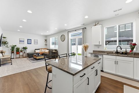 Tiny photo for 2126 W LYDIA LN, Syracuse, UT 84075 (MLS # 2137876)