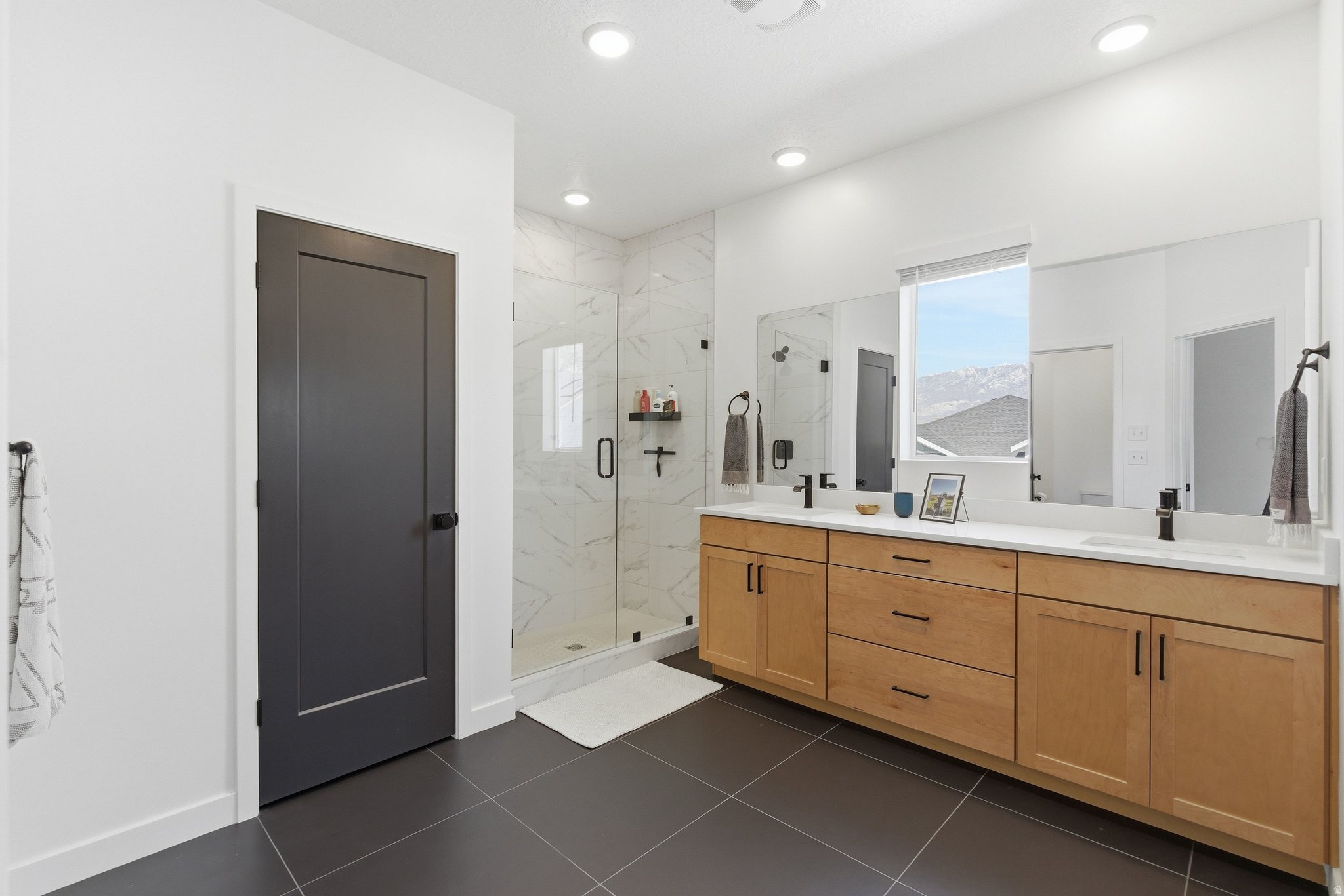 RIDGEVIEW - Residential