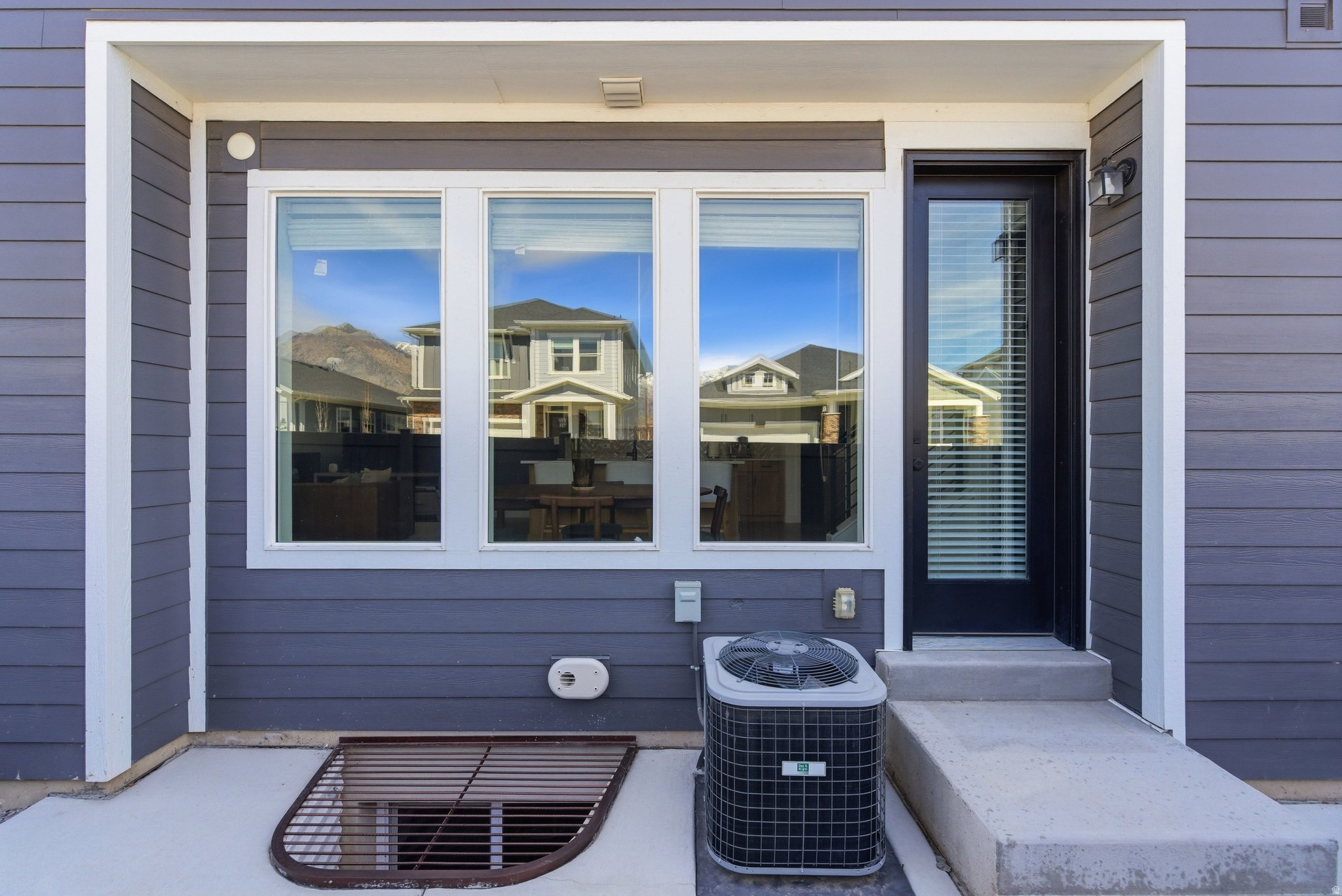 RIDGEVIEW - Residential