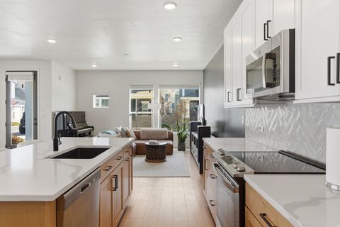 Tiny photo for 9776 N CALDWELL PL, Highland, UT 84003 (MLS # 2146355)
