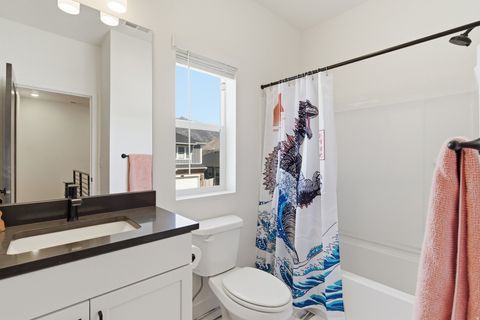 Tiny photo for 9776 N CALDWELL PL, Highland, UT 84003 (MLS # 2146355)