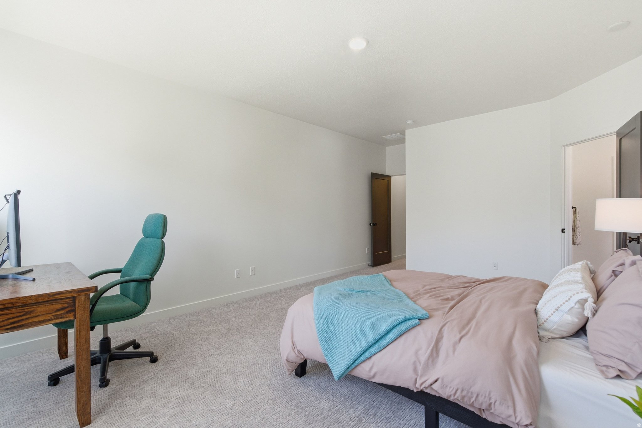 RIDGEVIEW - Residential