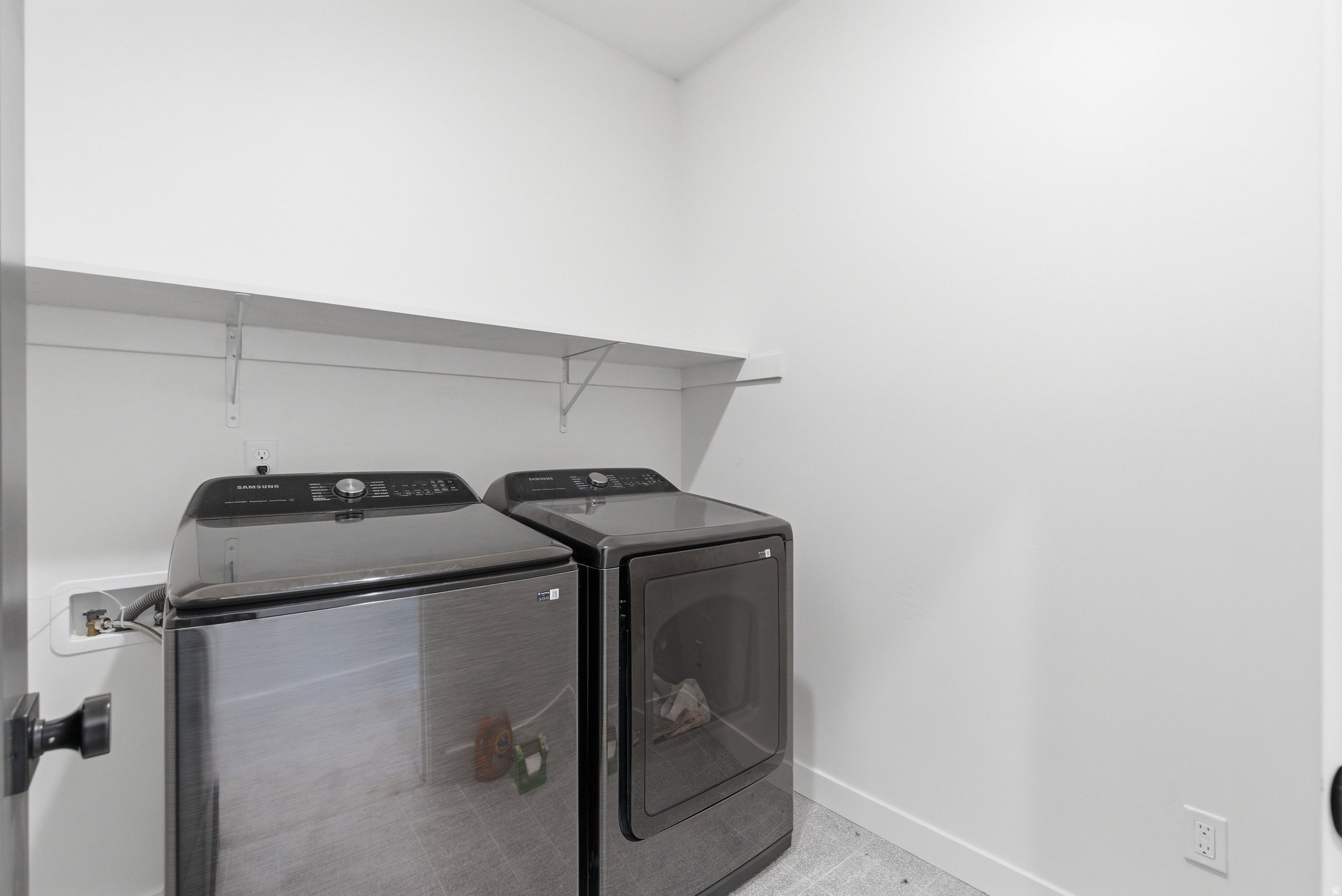 RIDGEVIEW - Residential