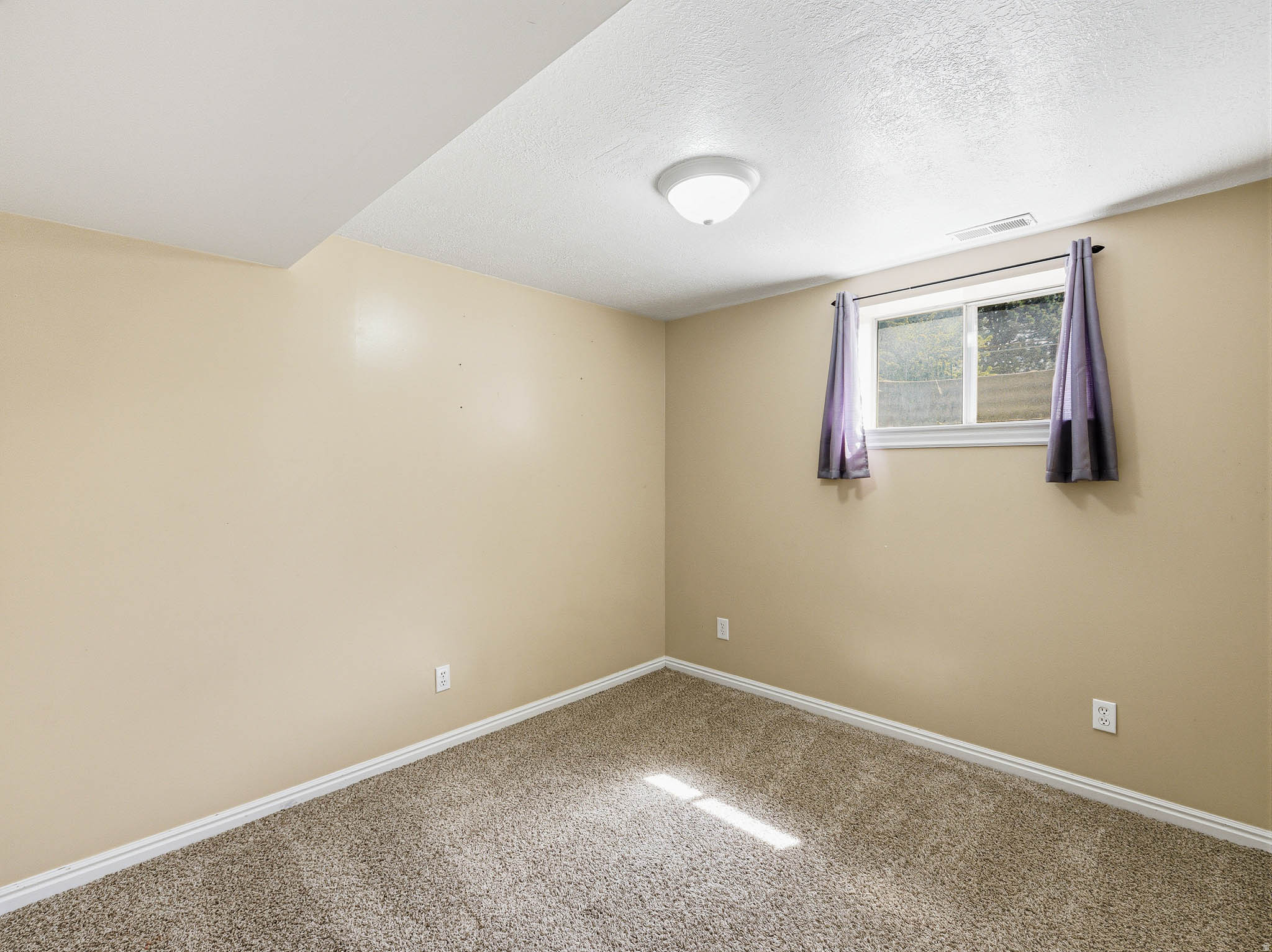 GREENHILL ACRE - Residential