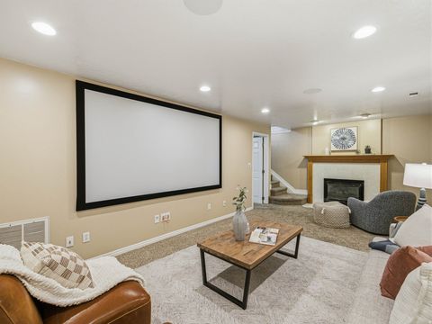 Tiny photo for 769 N 825 W, Clearfield, UT 84015 (MLS # 2159506)