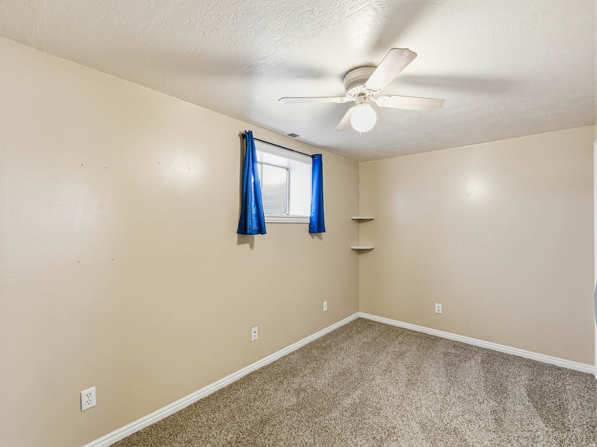 GREENHILL ACRE - Residential