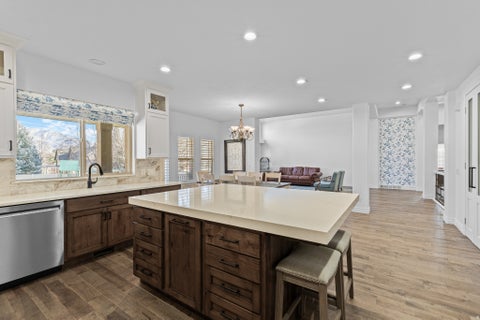 Tiny photo for 186 N MOUNTAIN VISTAS RD, Kaysville, UT 84037 (MLS # 2161630)