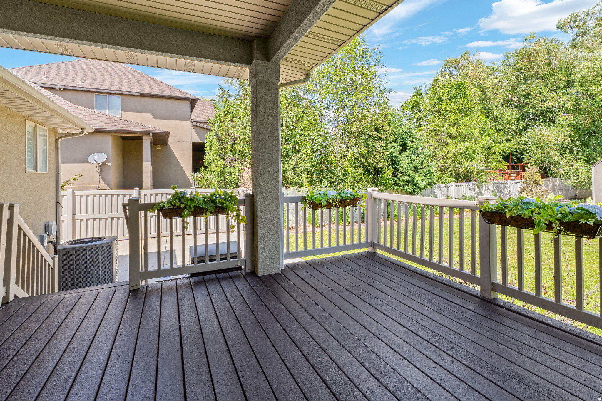MOUNTAIN VISTAS - Residential