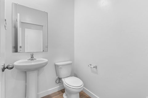 Tiny photo for 324 E LEVENGROVE DR #235, Lehi, UT 84048 (MLS # 2148934)