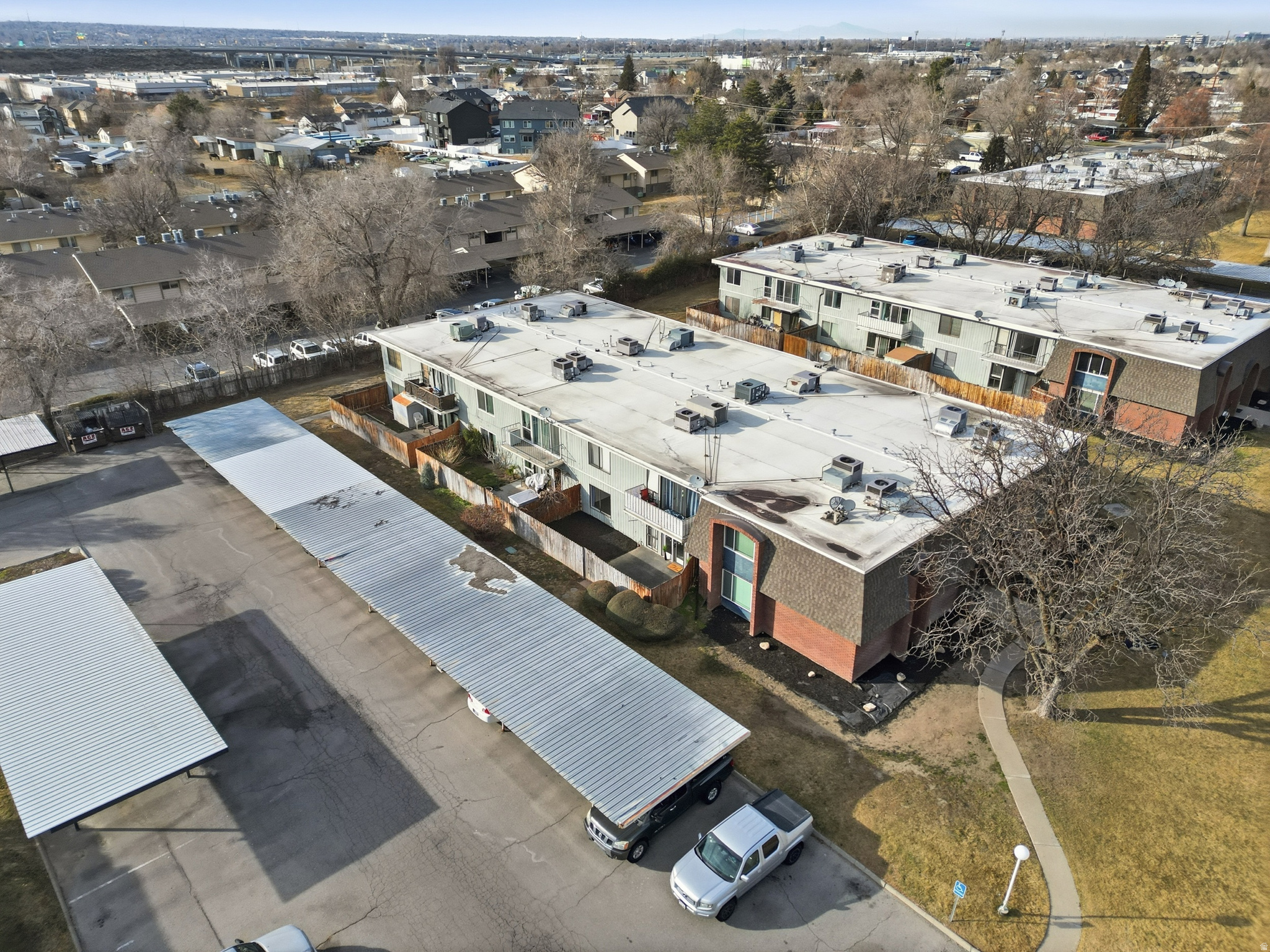 SOUTH 67 - Residential