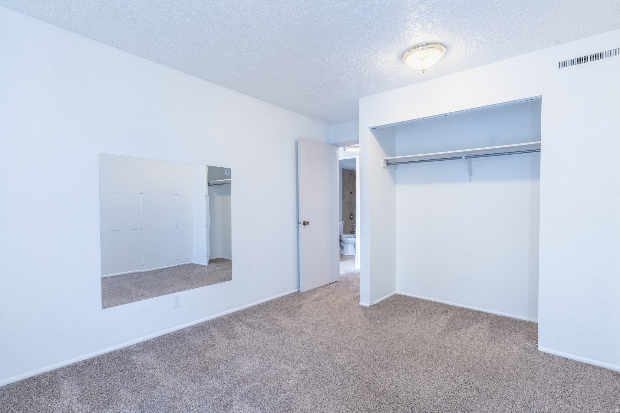 SOUTH 67 - Residential